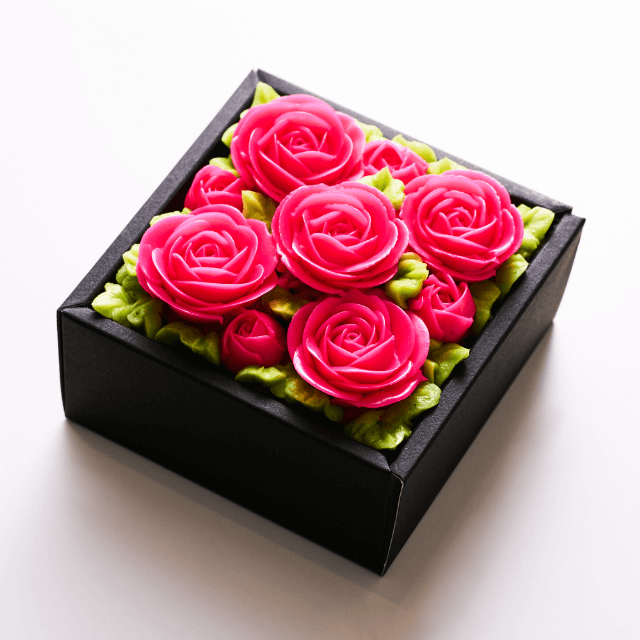 食べられるお花のミニボックスケーキ【アニバーサリー/エレガントピンク】